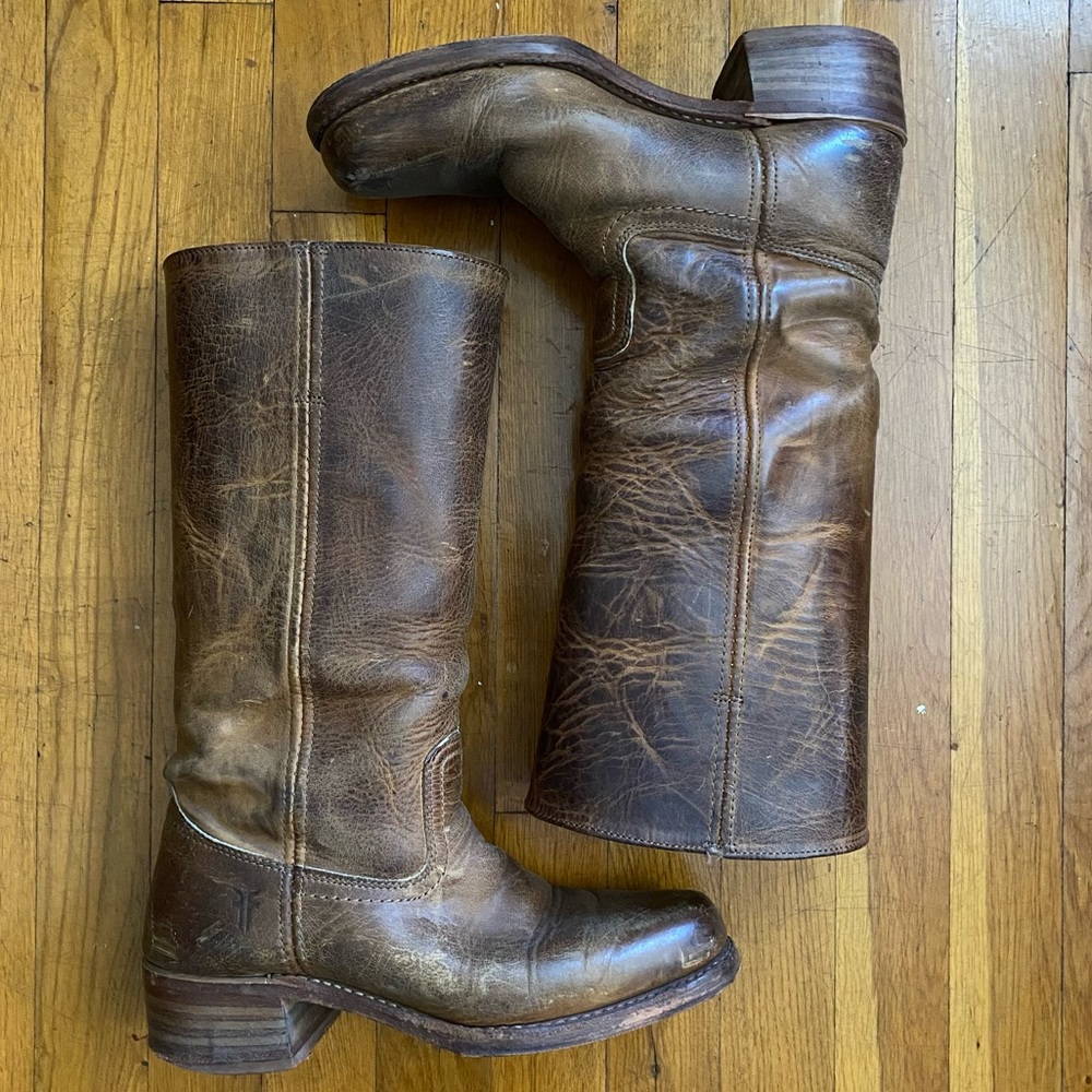 Frye Campus 14L Boot Size 9
